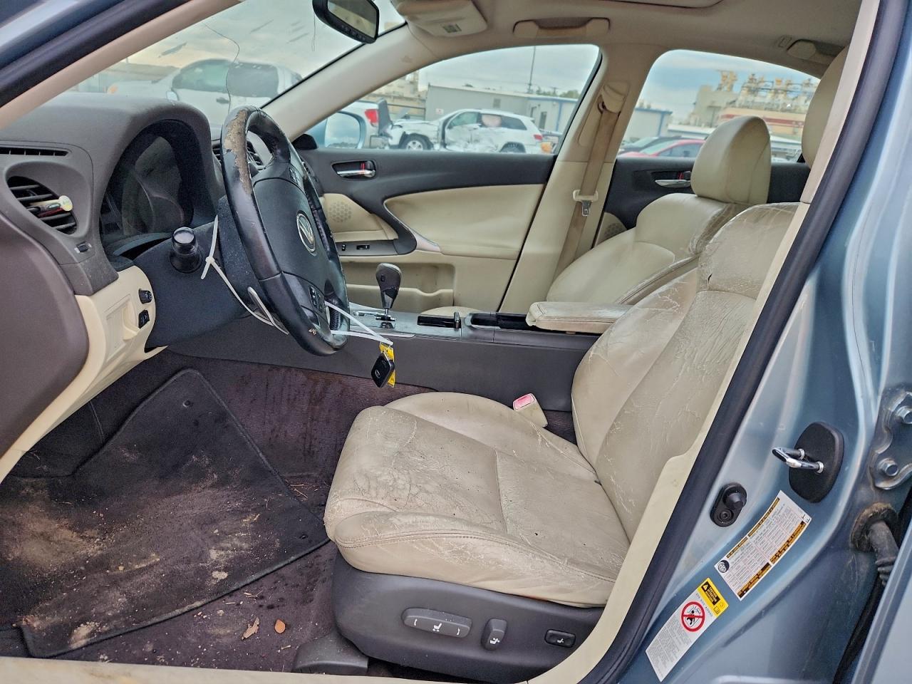 Lexus Is 250 Image 8