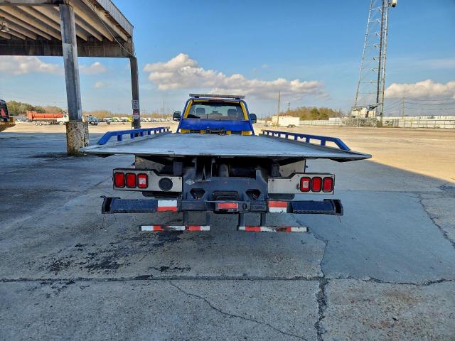 Ford F-550 Super Duty Image 5