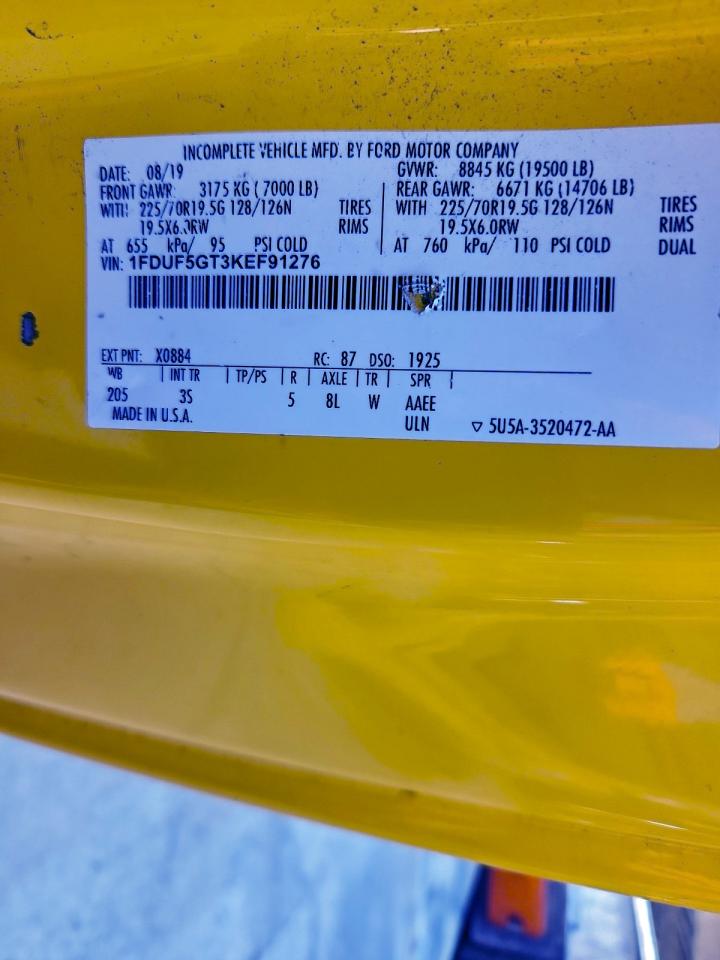 Ford F-550 Super Duty Image 11