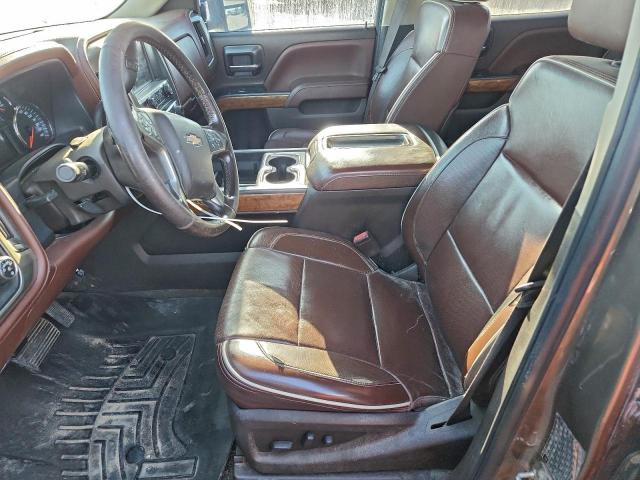 Chevrolet Silverado K3500 High Country Image 4