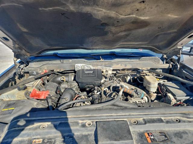 Chevrolet Silverado K3500 High Country Image 12