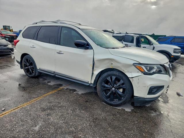 Nissan Pathfinder S Image 8