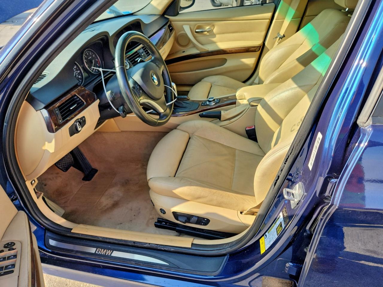 BMW 3 Series I Image 6