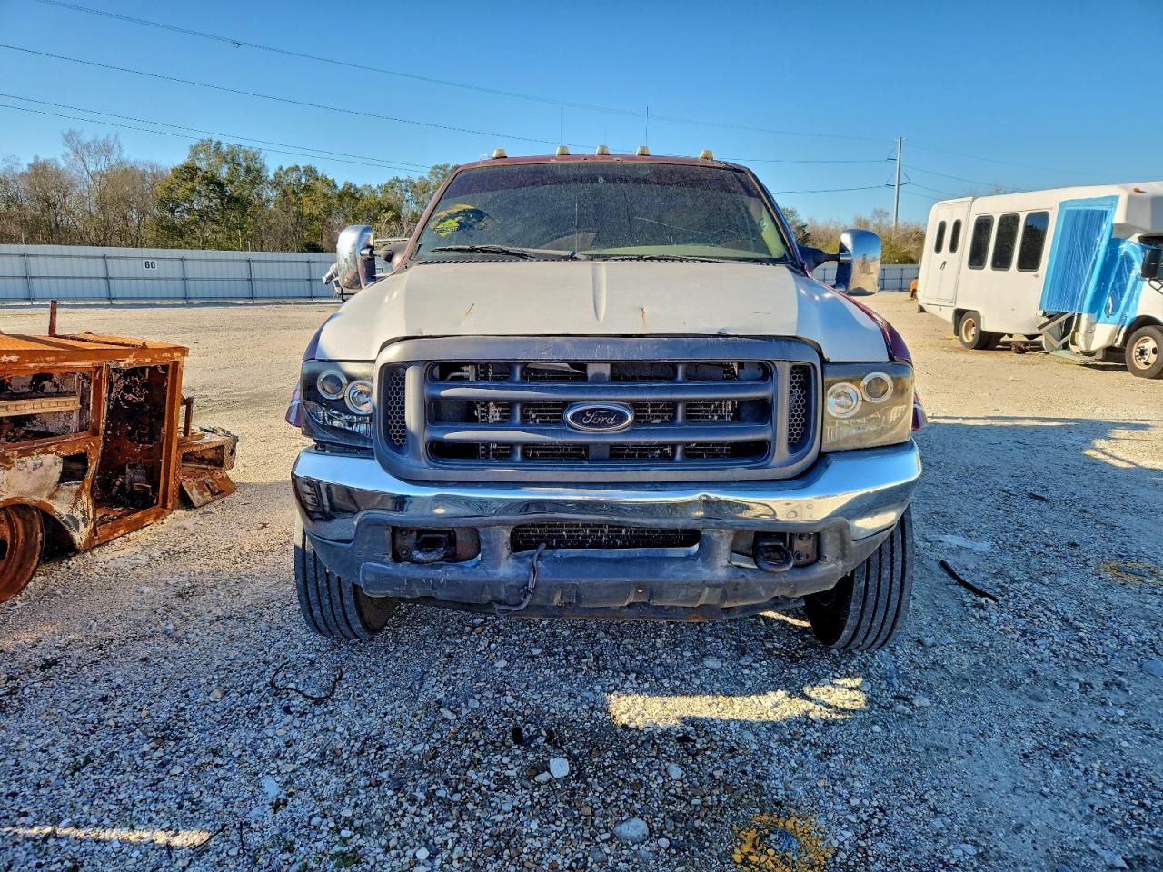Ford F-450 Super Duty Image 9