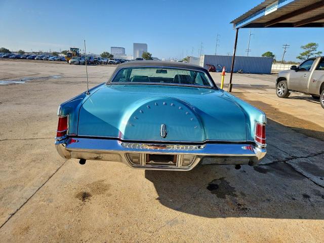 Lincoln Continental Image 7
