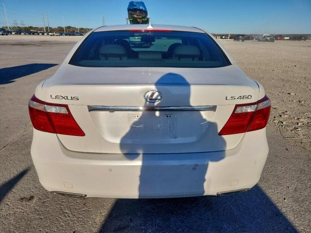 Lexus LS 460 Image 3