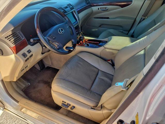 Lexus LS 460 Image 5