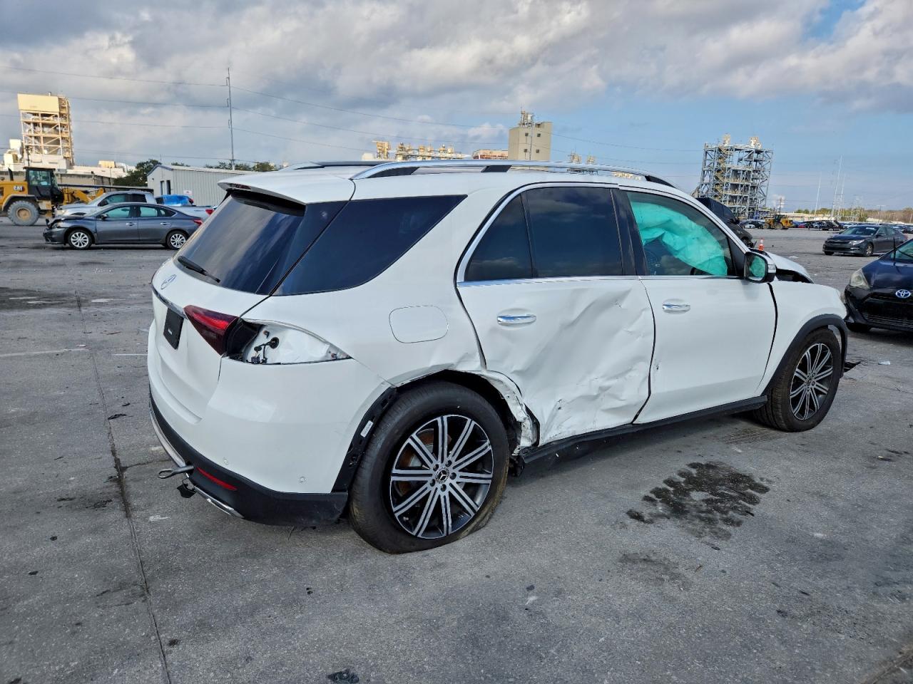 Mercedes-Benz GLE 350 Image 6