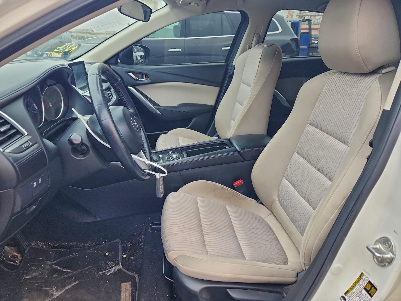 Mazda 6 Sport Image 12