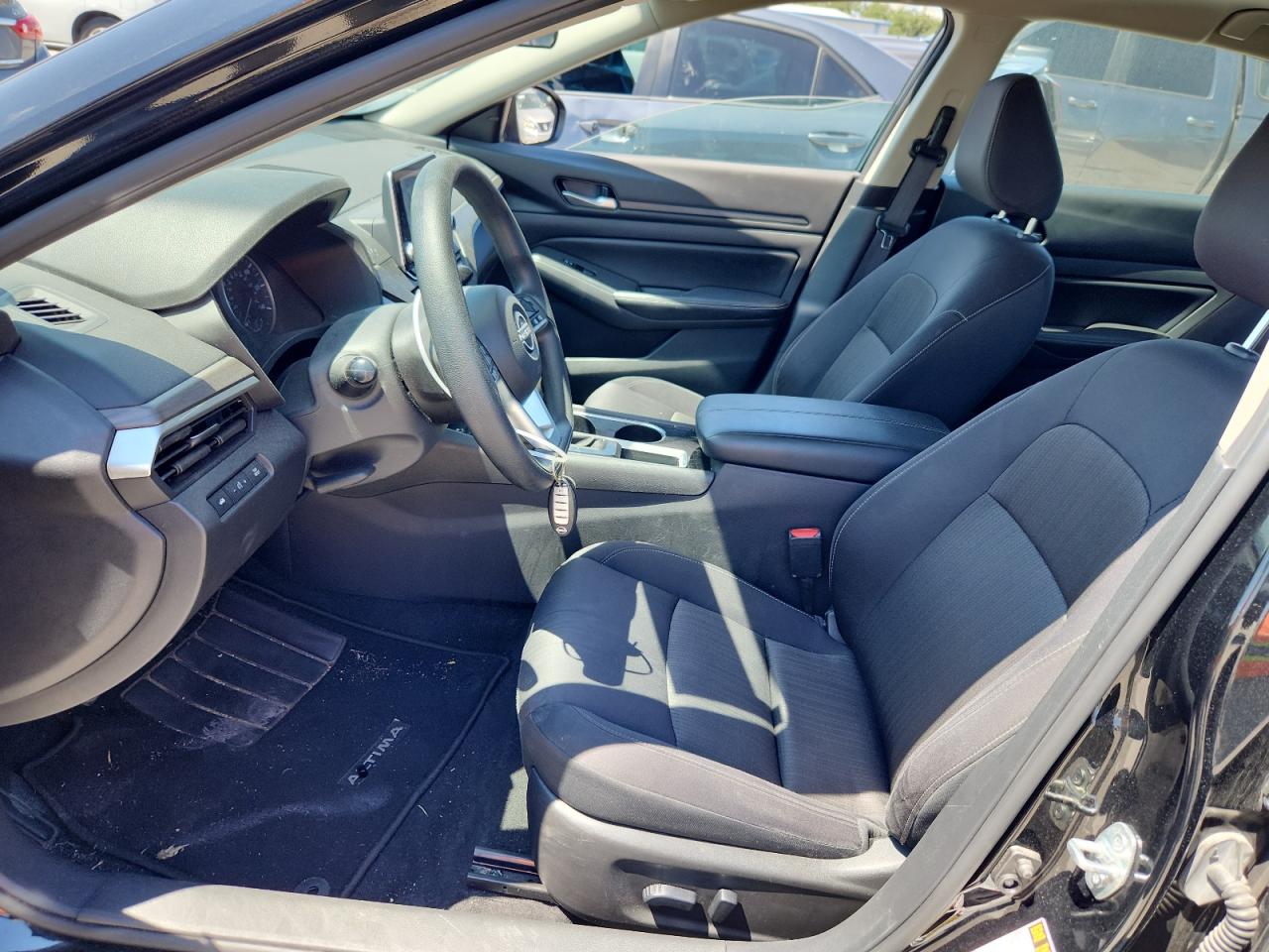 Nissan Altima Sv Image 7