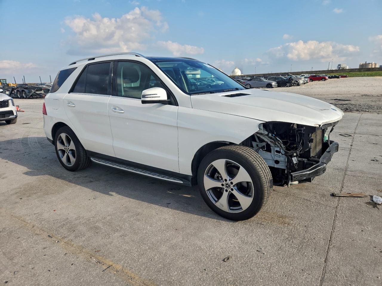 Mercedes-Benz GLE 350 Image 7
