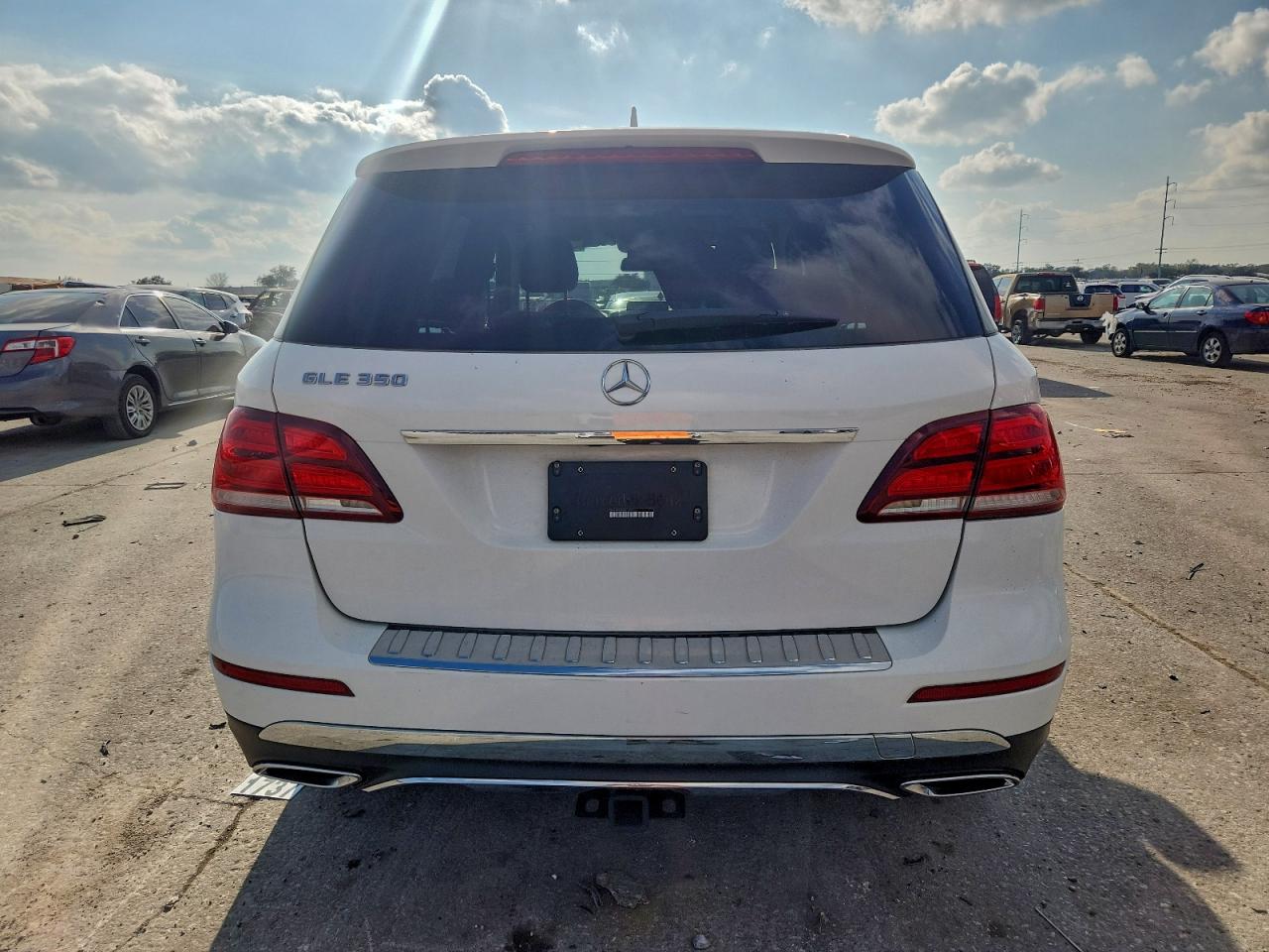 Mercedes-Benz GLE 350 Image 6