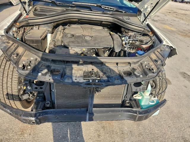 Mercedes-Benz GLE 350 Image 2