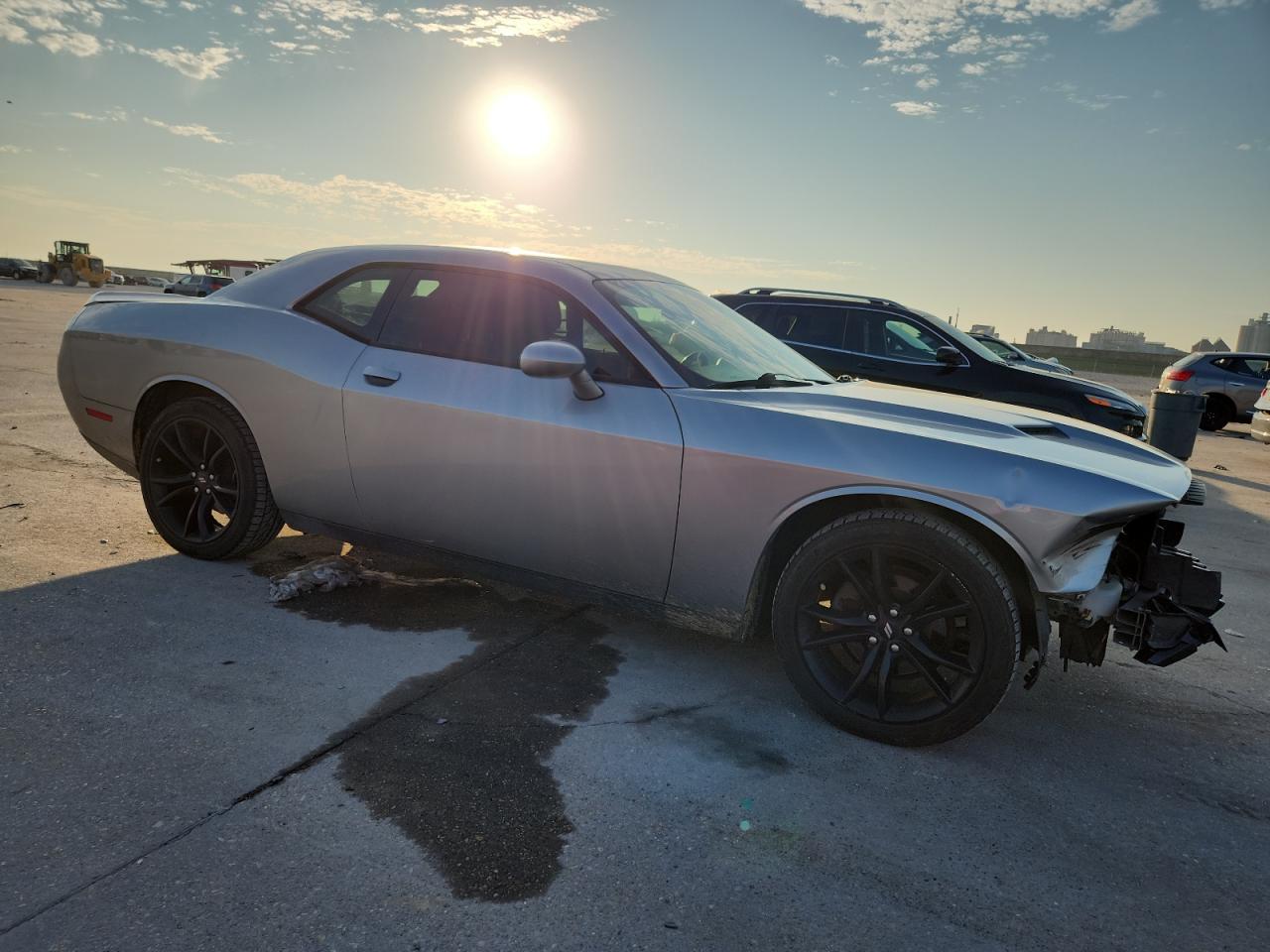 Dodge Challenger Sxt Image 8