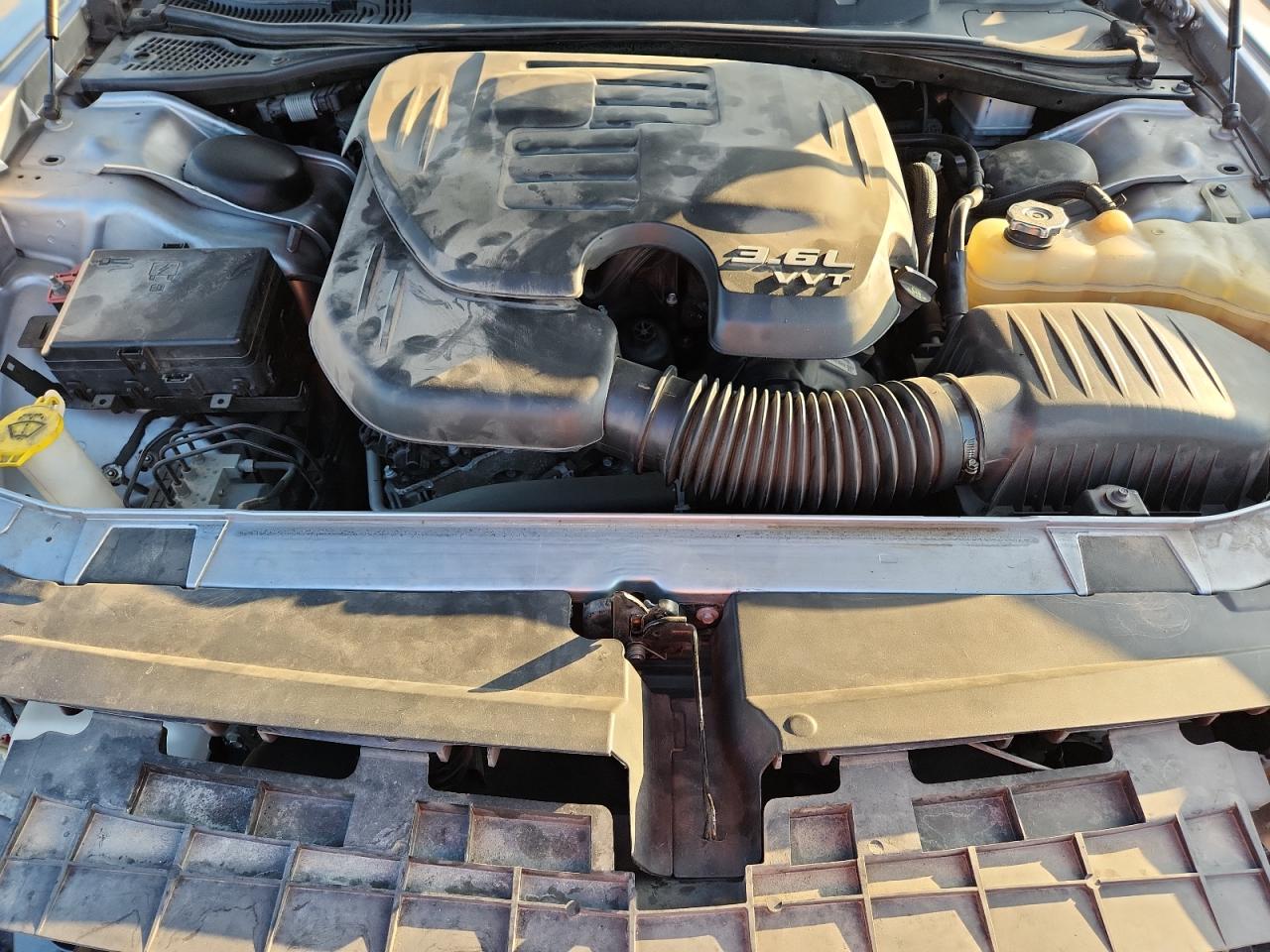 Dodge Challenger Sxt Image 7