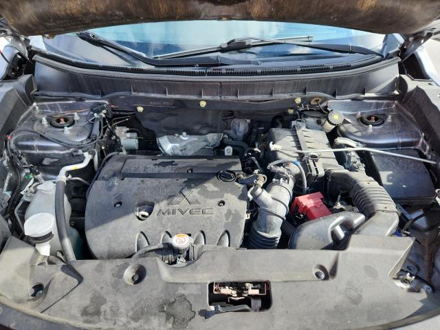 Mitsubishi Outlander Se Image 12