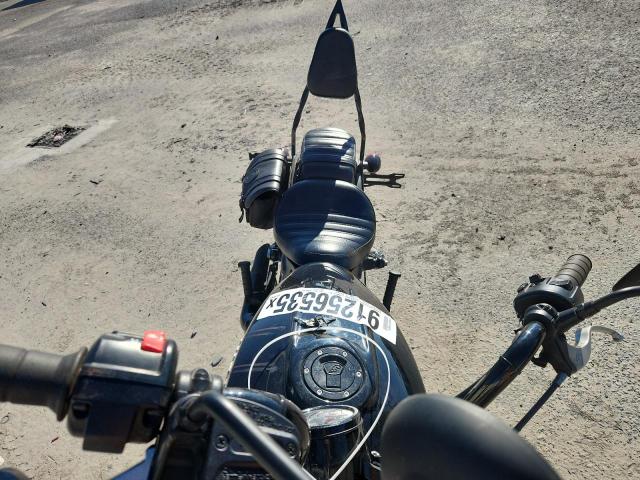 Indian Motorcycle Co Motorcycle Bobber Sixty Image 9