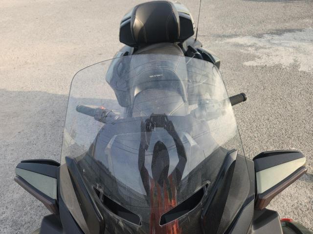 Can-Am Spyder Rt Image 8