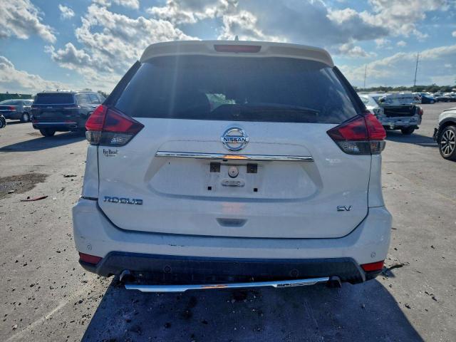 Nissan Rogue S Image 3