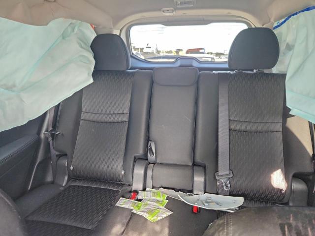 Nissan Rogue S Image 13