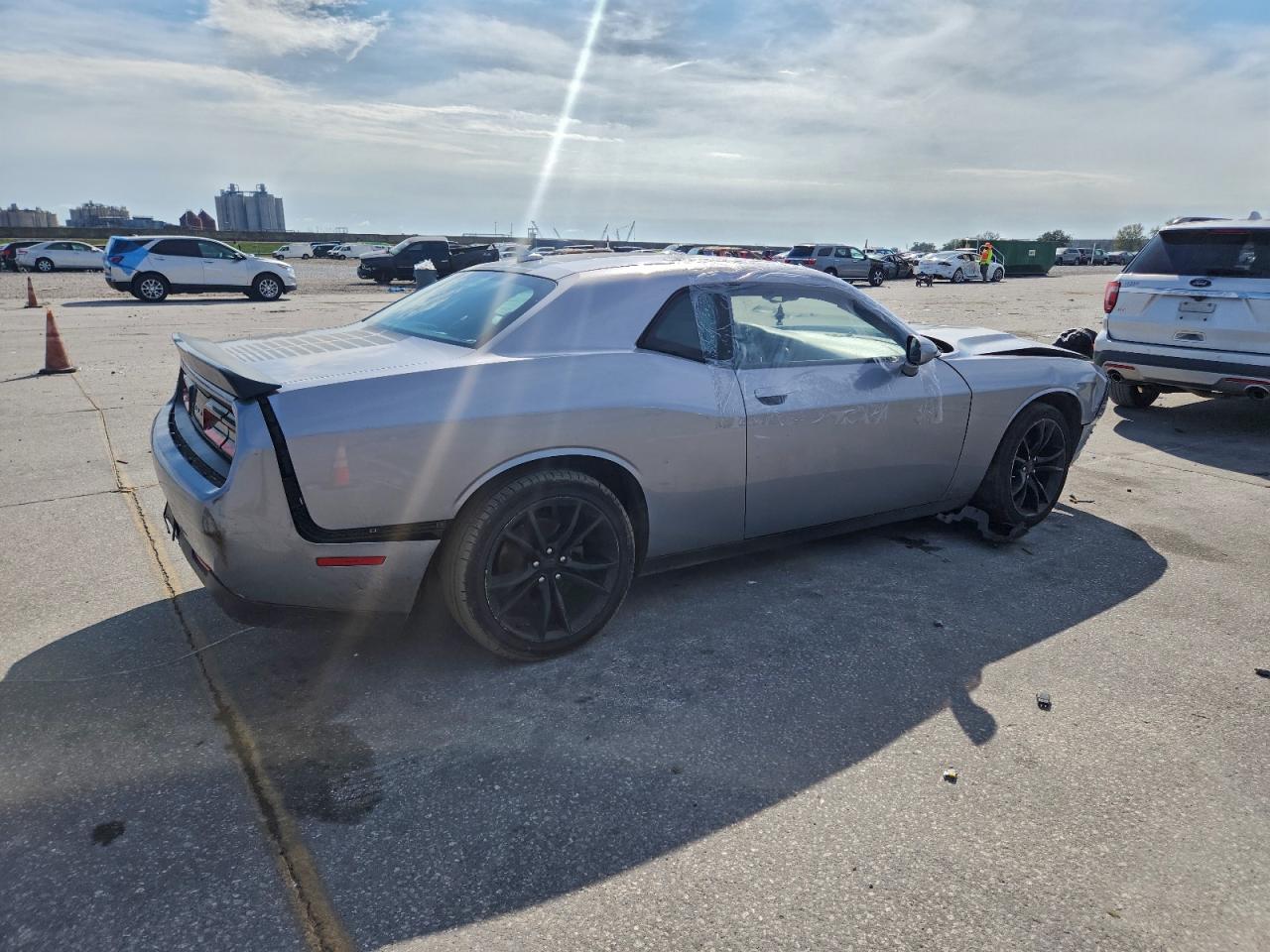 Dodge Challenger Sxt Image 4