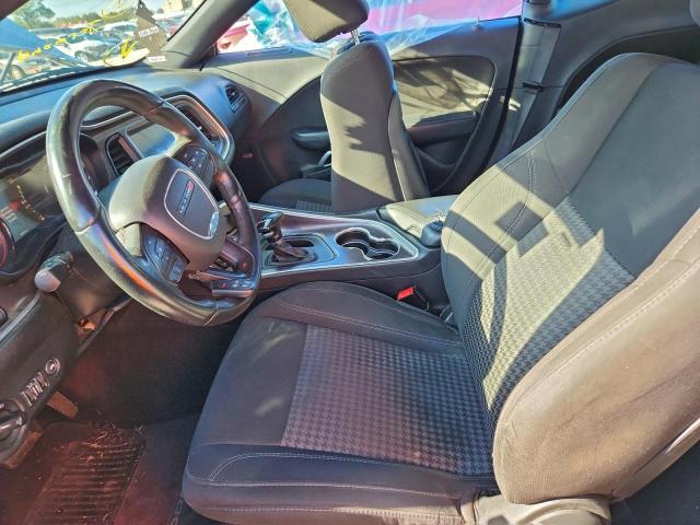 Dodge Challenger Sxt Image 7