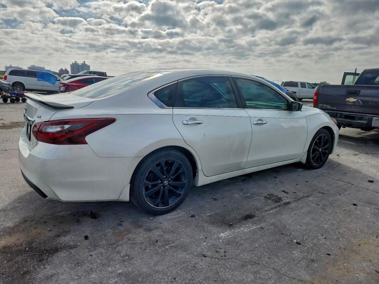 Nissan Altima 2.5 Image 7