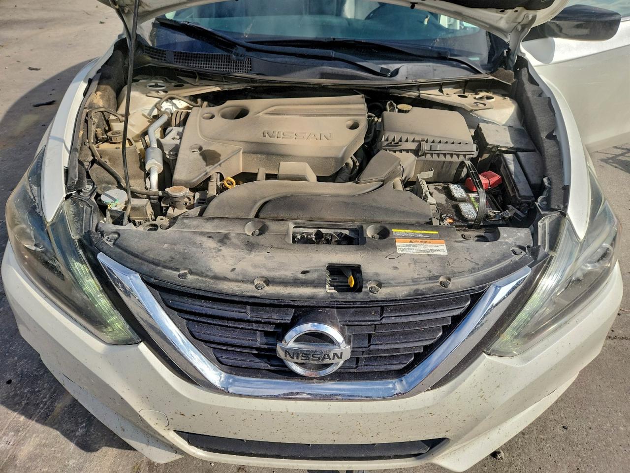 Nissan Altima 2.5 Image 9
