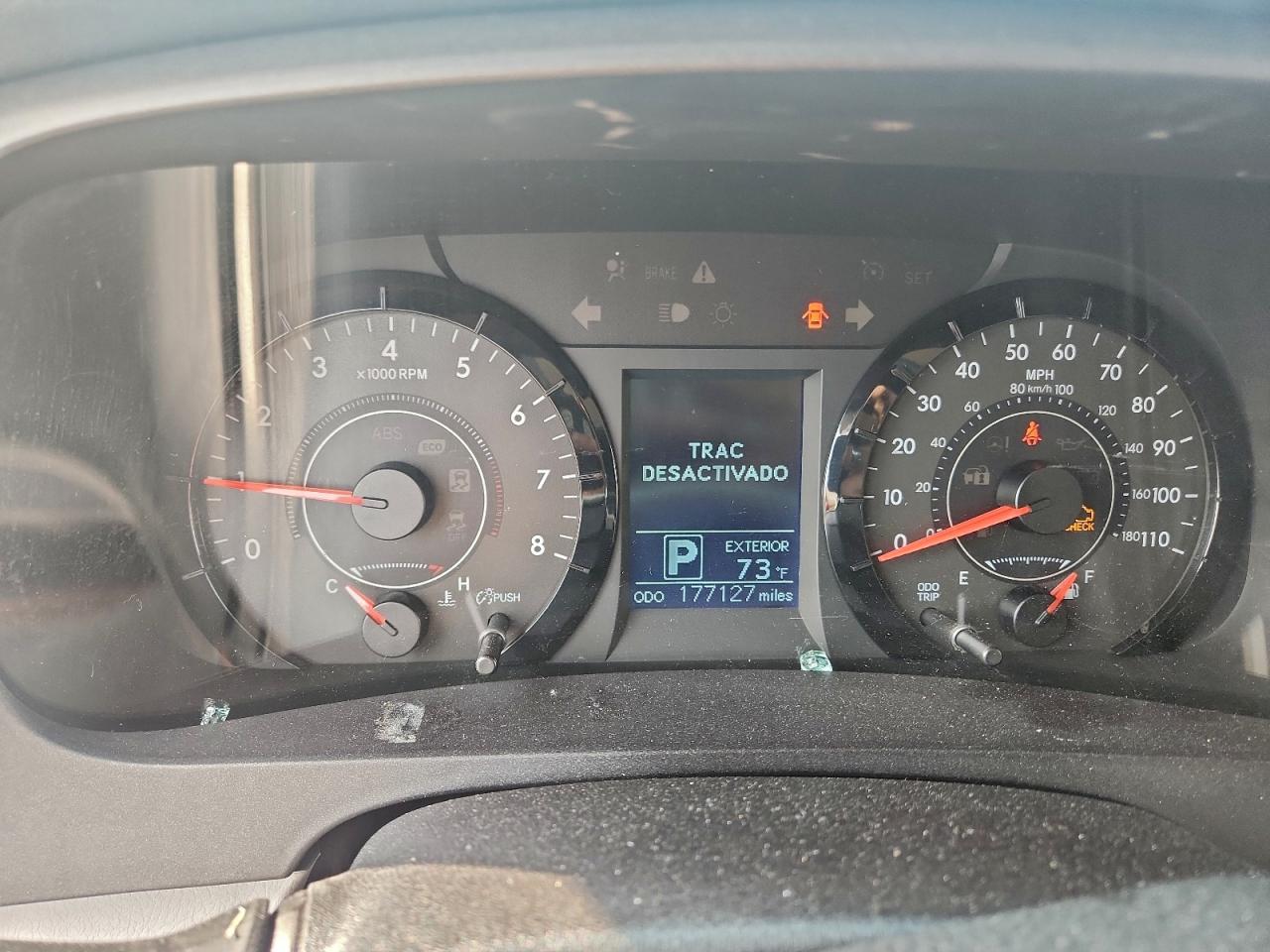 Toyota Sienna Le Image 13