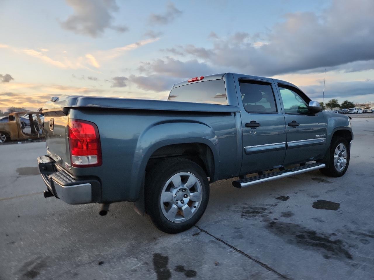 GMC Sierra C1500 Sle Image 7