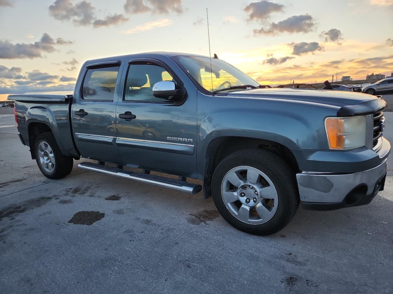 GMC Sierra C1500 Sle Image 5