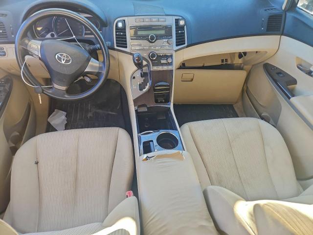 Toyota Venza Image 10