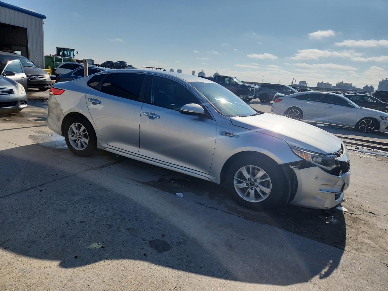 Kia Optima Lx Image 2