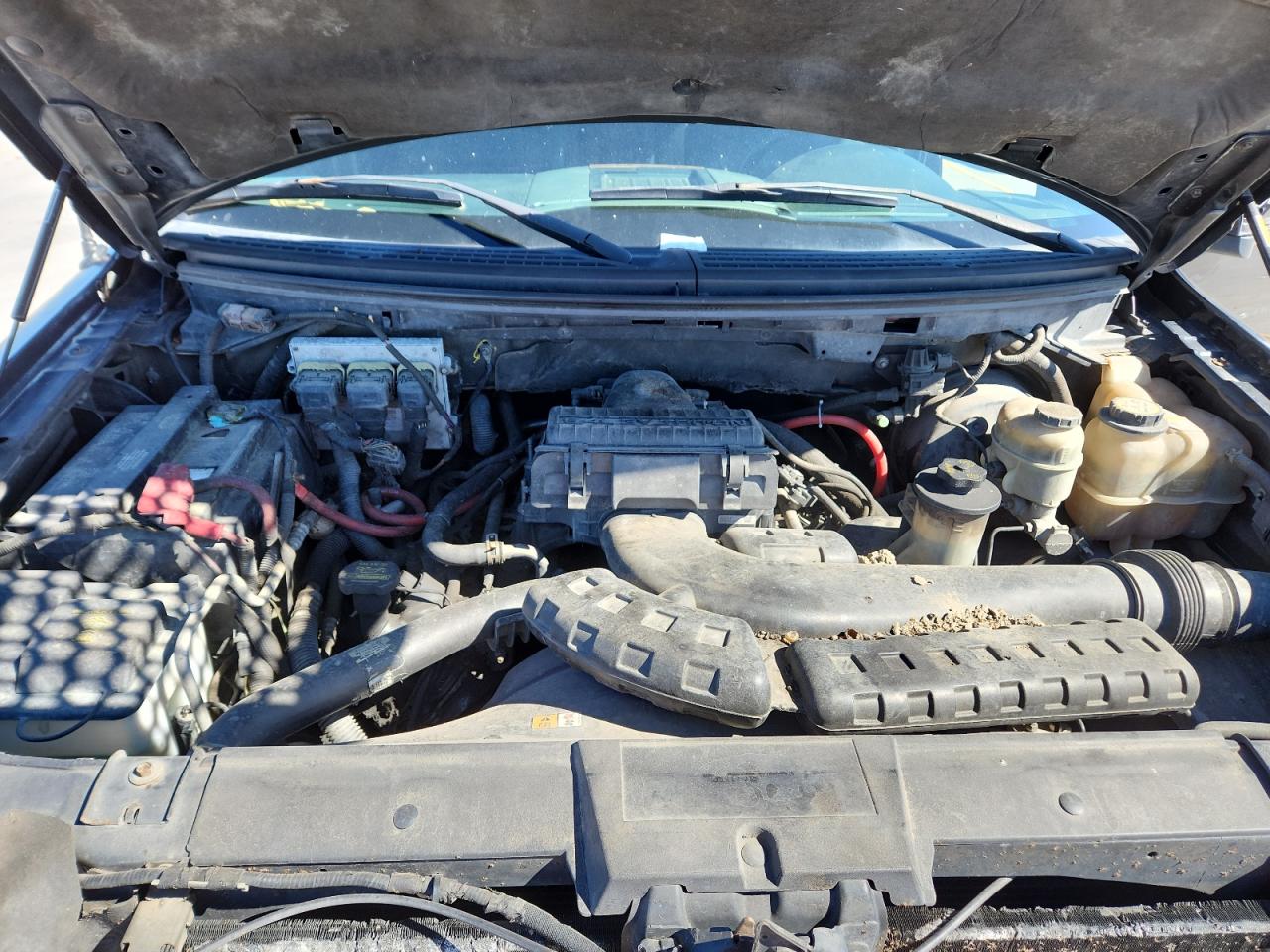 Ford F-150 Supercrew Image 4