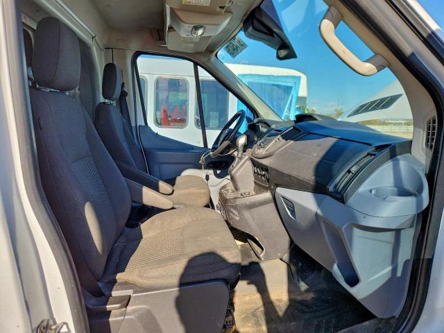 Ford Transit T-250 Image 10