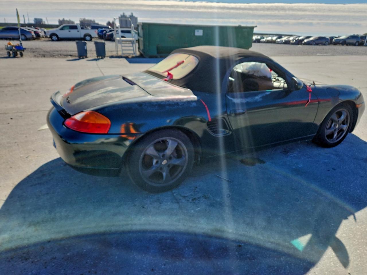 Porsche Boxster Image 12