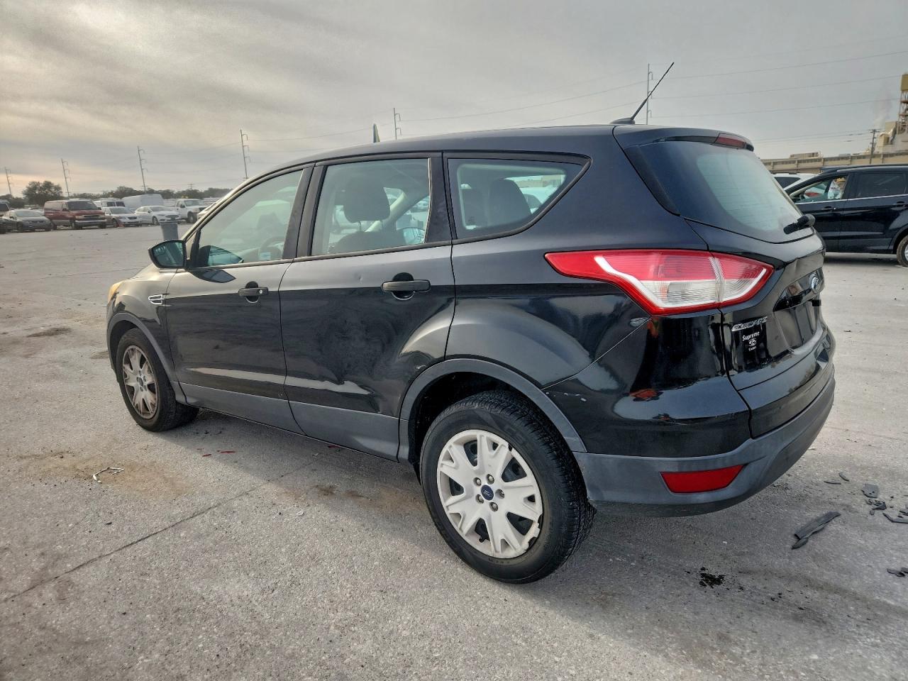 Ford Escape S Image 3