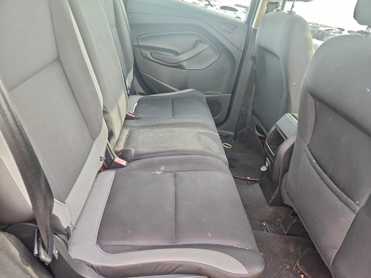 Ford Escape S Image 9