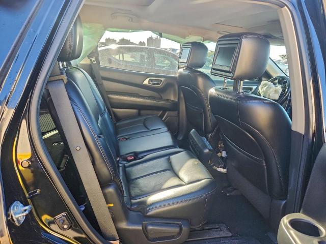 Nissan Pathfinder S Image 9