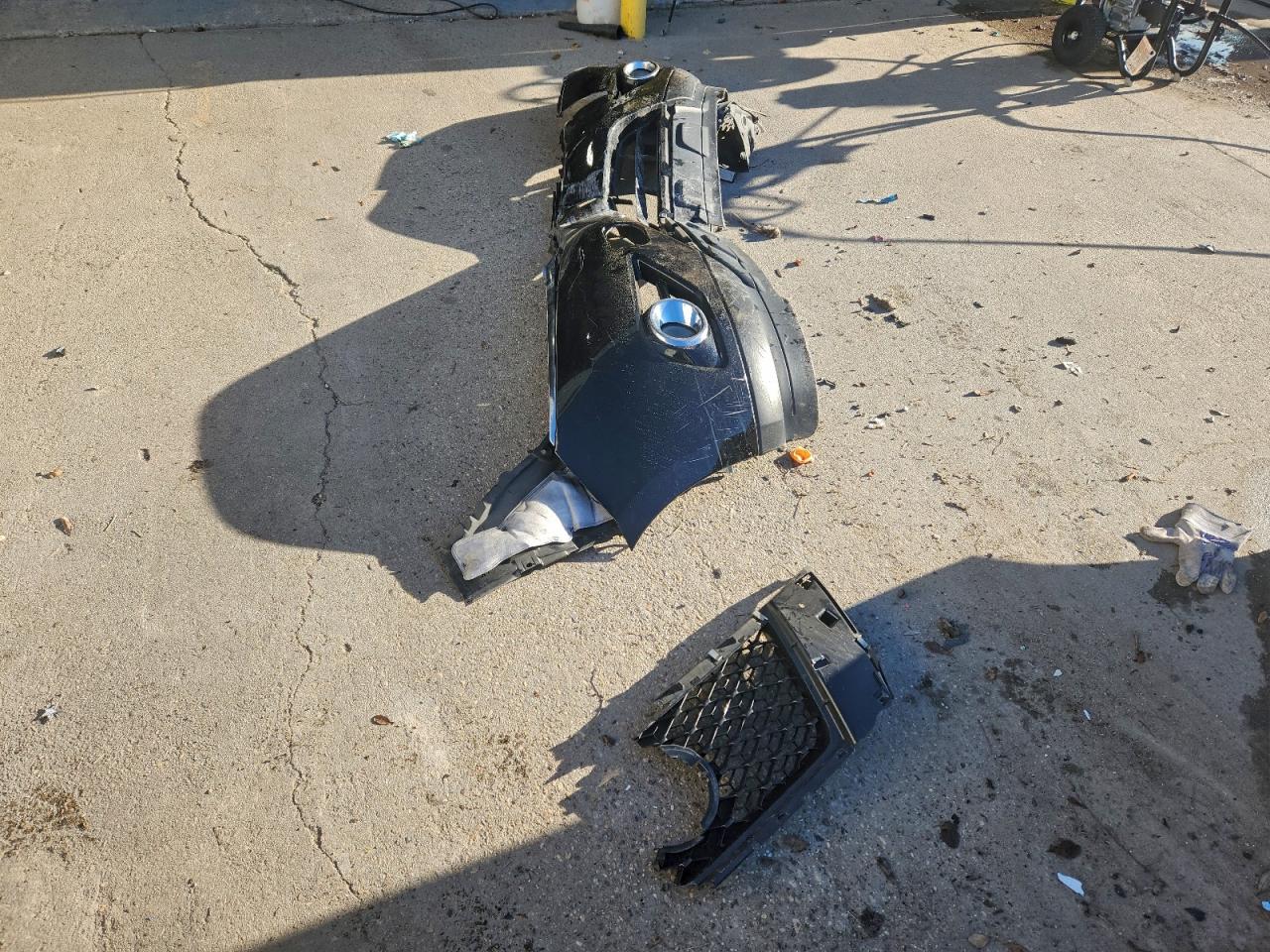 Nissan Pathfinder S Image 12