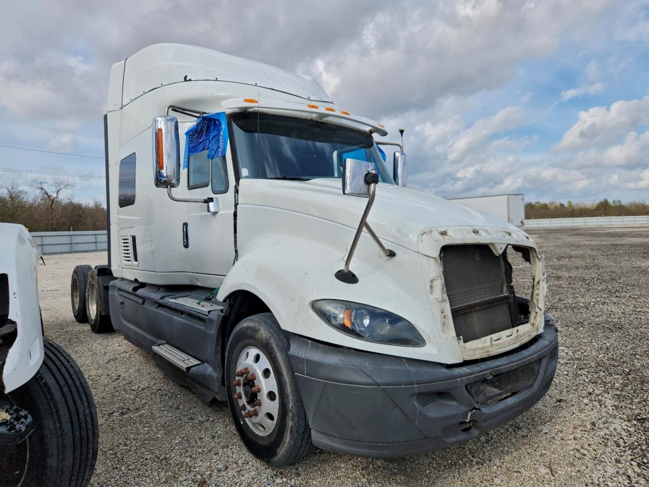 International Prostar Image 1