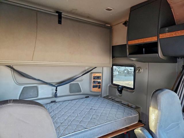 International Prostar Image 4