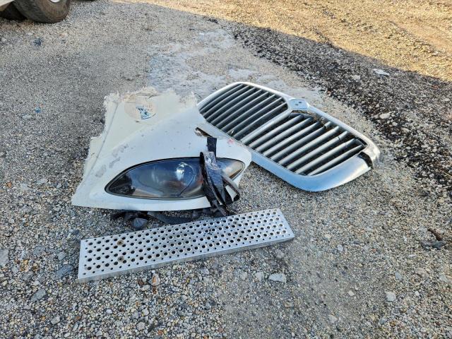 International Prostar Image 10