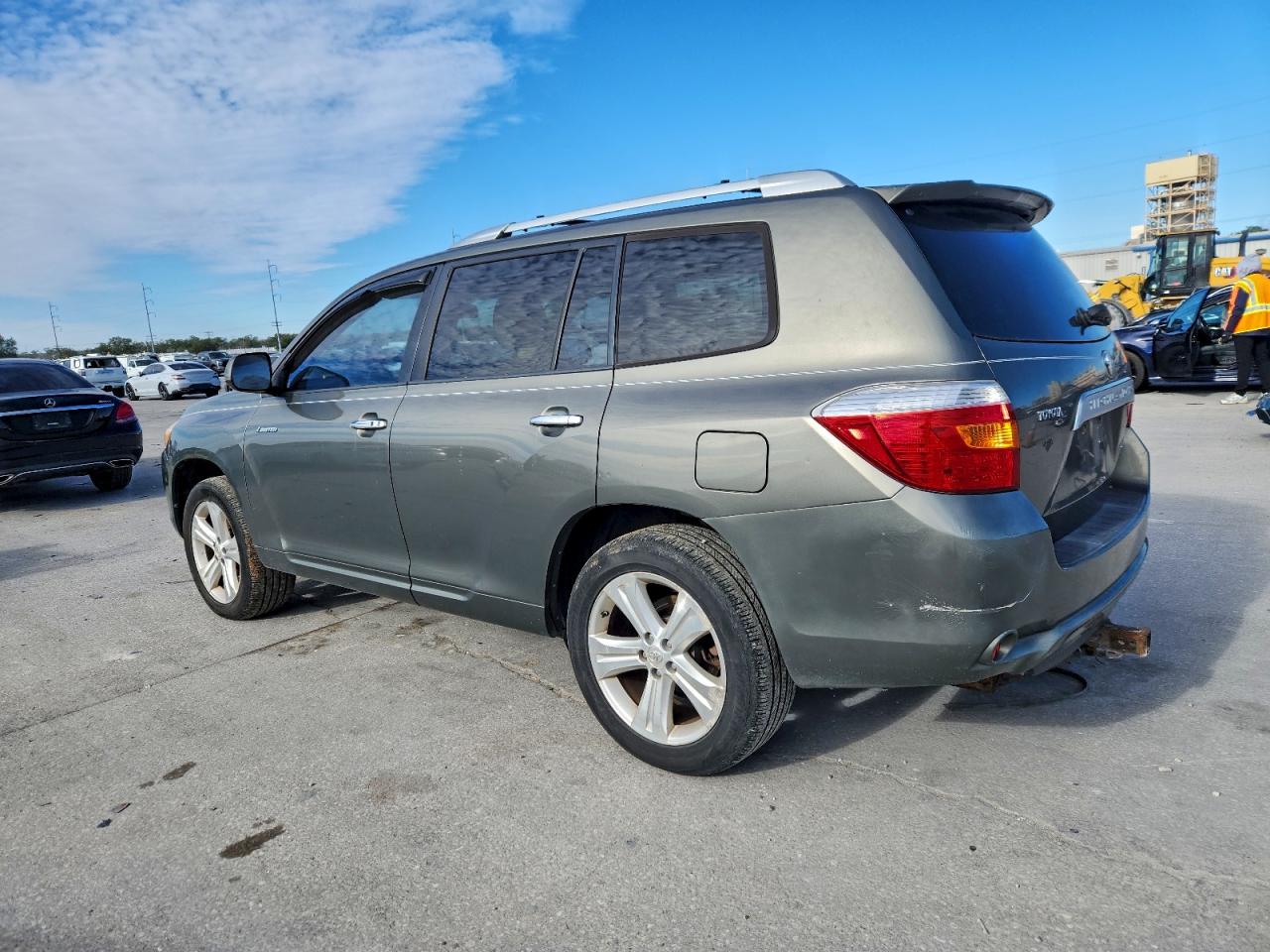 Toyota Highlander Limited Image 8