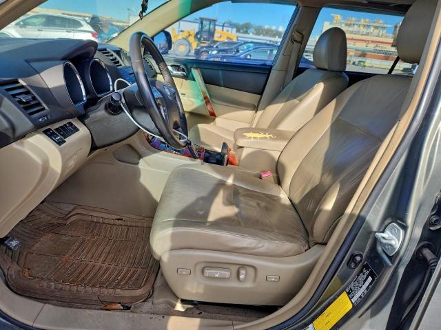 Toyota Highlander Limited Image 4
