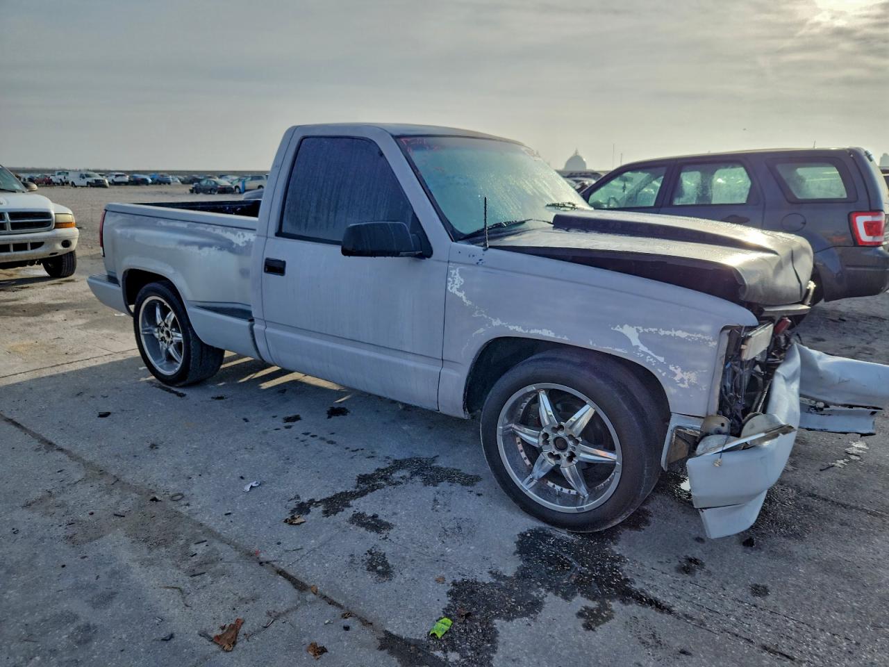 GMC Sierra C1500 Image 9