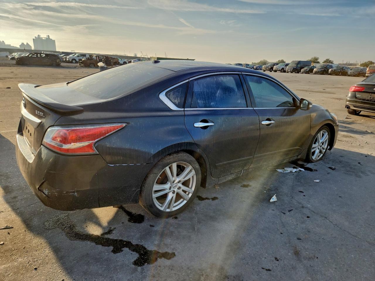 Nissan Altima 3.5s Image 3