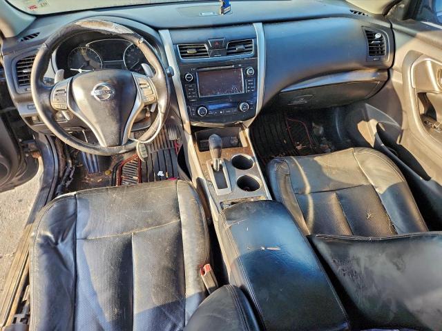 Nissan Altima 3.5s Image 6
