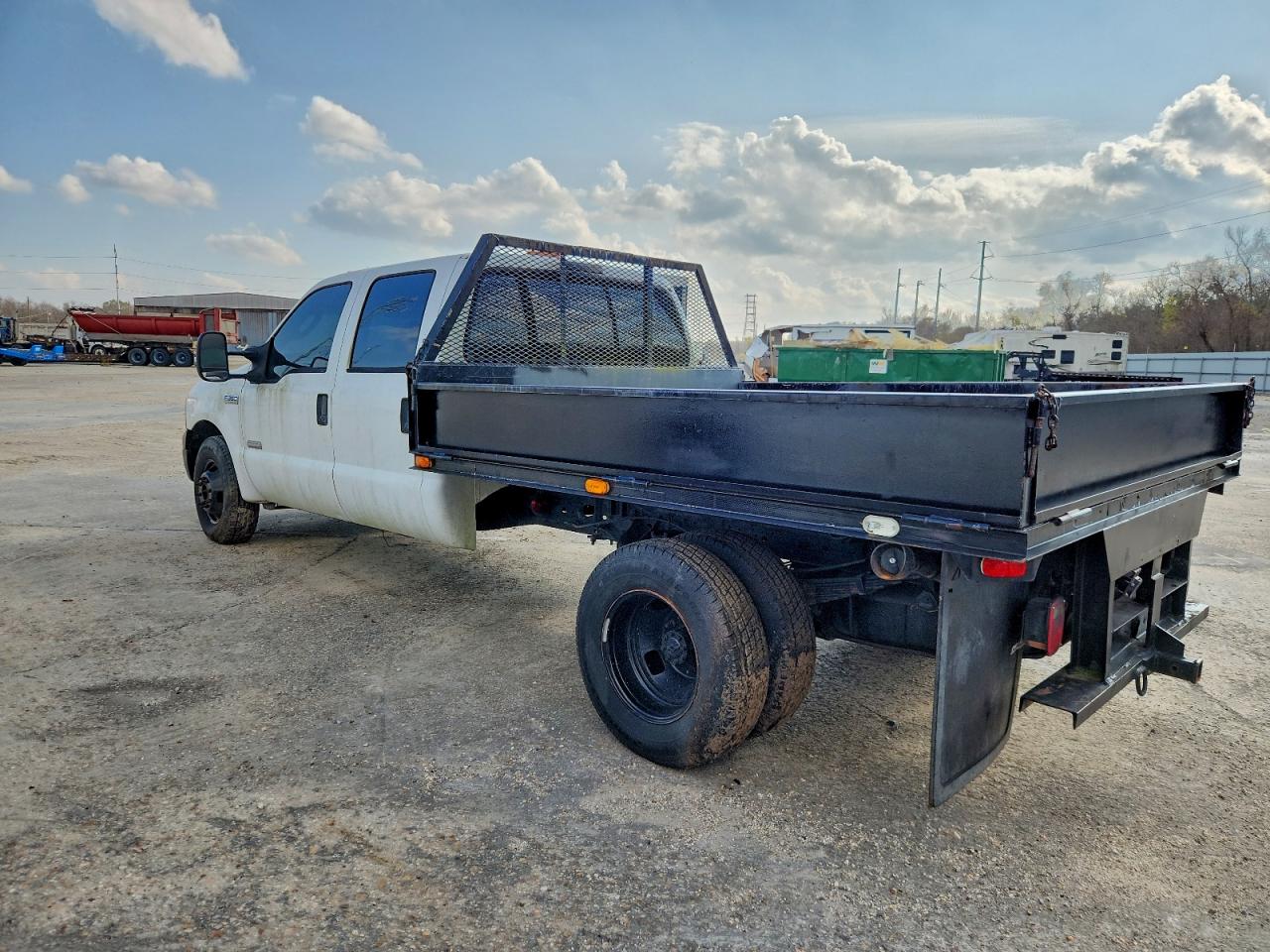 Ford F-350 Super Duty Image 9