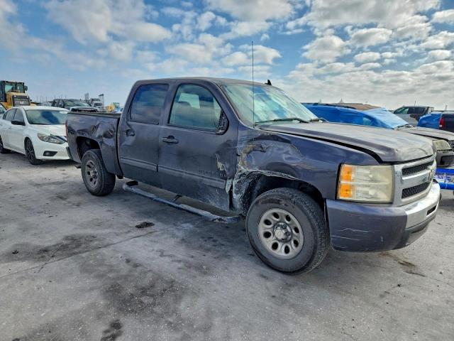 Chevrolet Silverado C1500 Ls Image 3